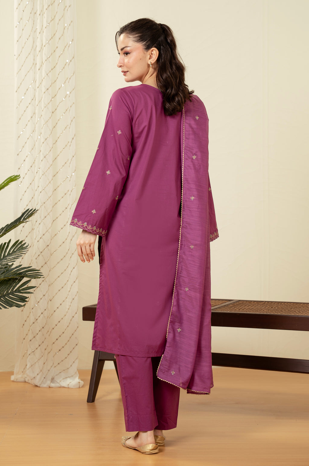 STITCHED EMBROIDERED SUIT