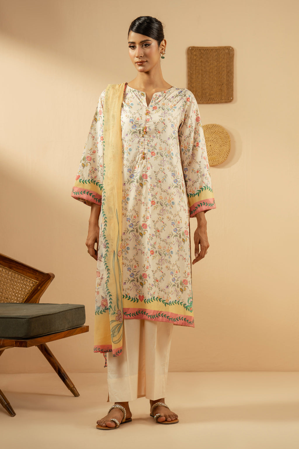 PRINTED LAWN STITCHED 3 PIECE SUIT