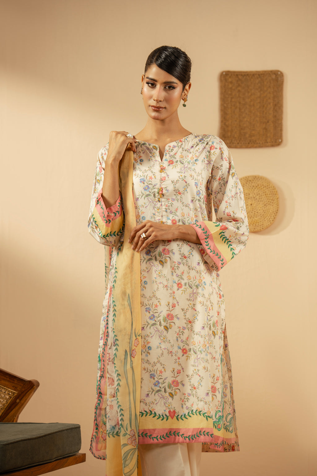 PRINTED LAWN STITCHED 3 PIECE SUIT