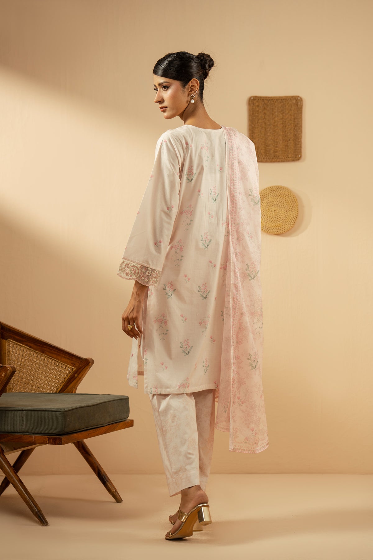 SLUB STITCHED 3 PIECE SUIT