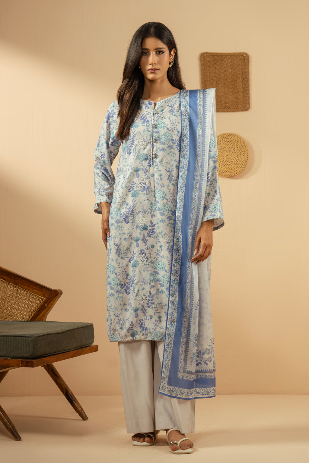 PRINTED RAW SILK STITCHED 3 PIECE SUIT