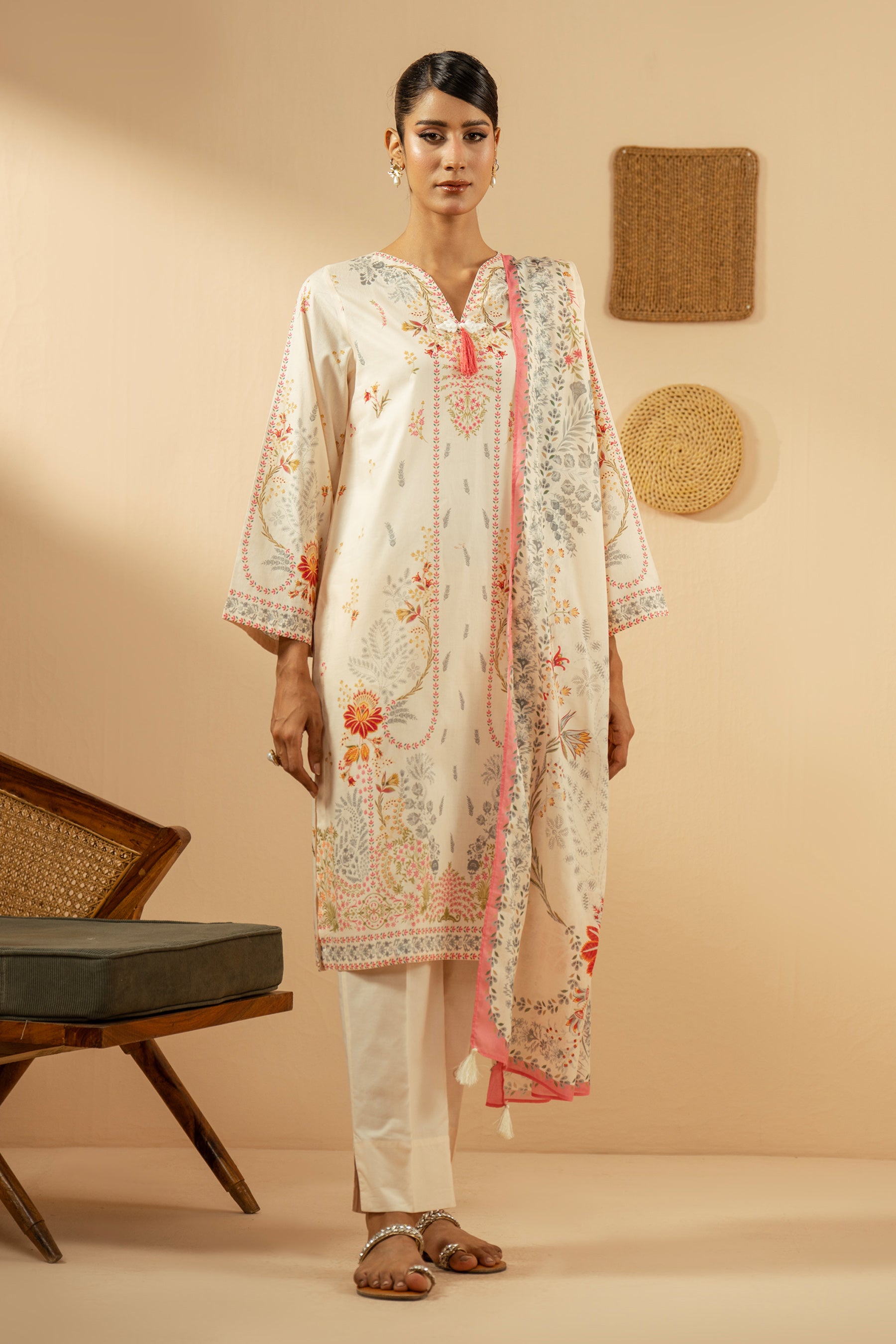 PRINTED LAWN STITCHED 3 PIECE SUIT