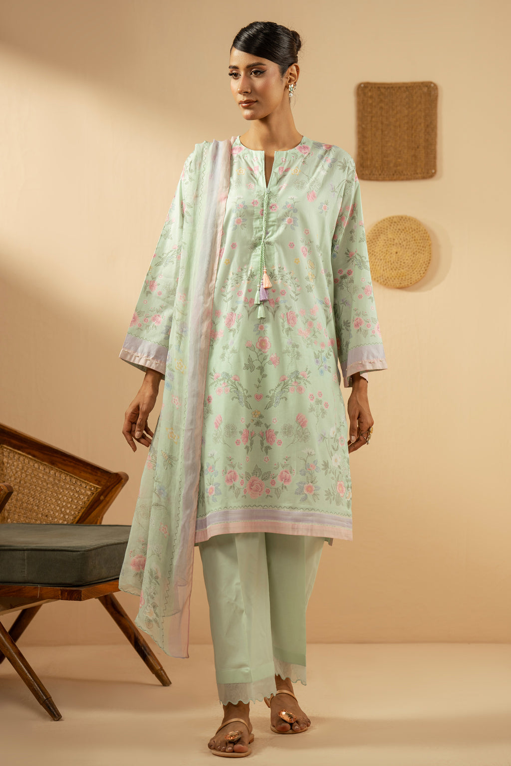 PRINTED LAWN STITCHED 3 PIECE SUIT