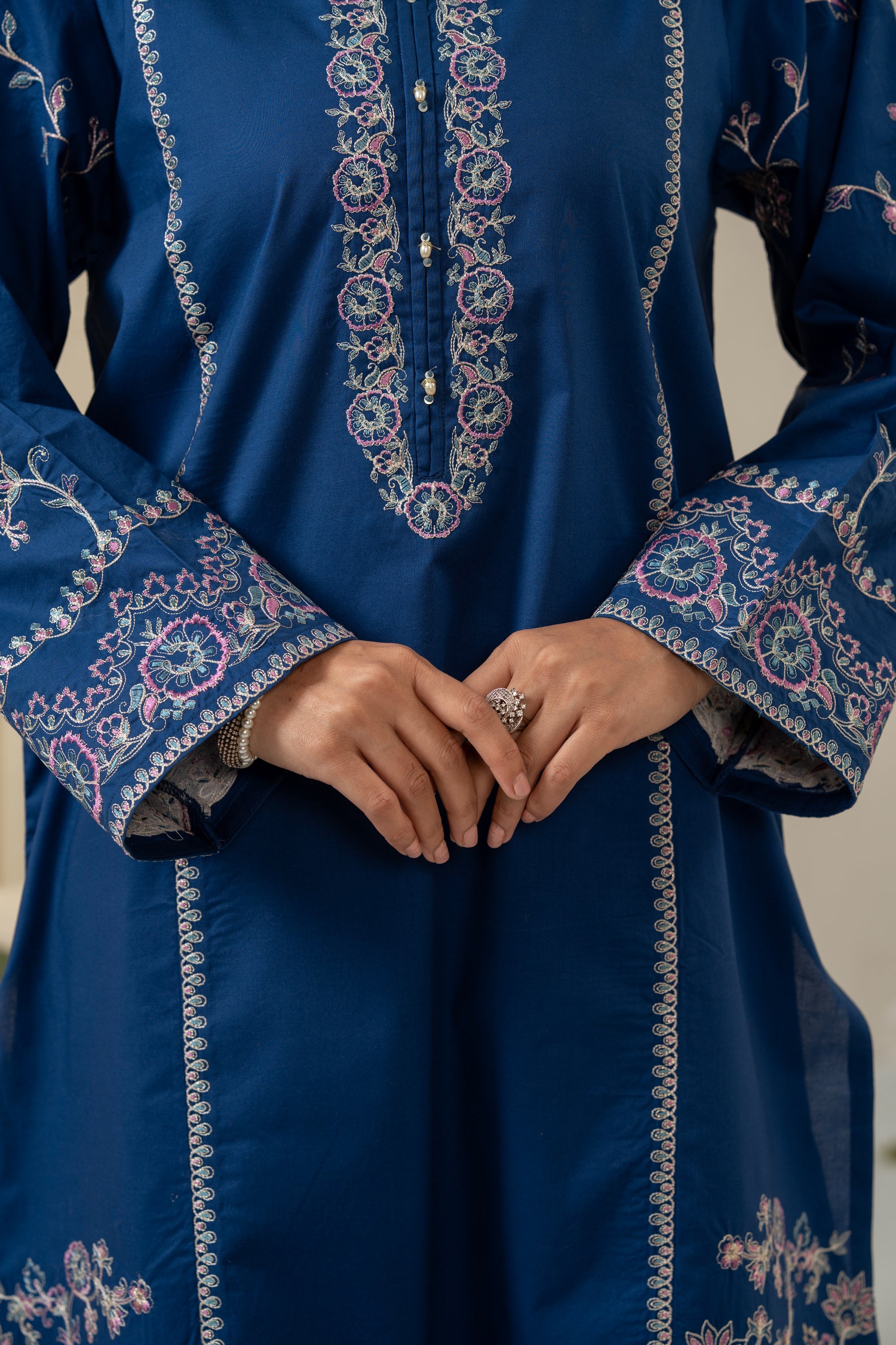 STITCHED EMBROIDERED CAMBRIC SUIT