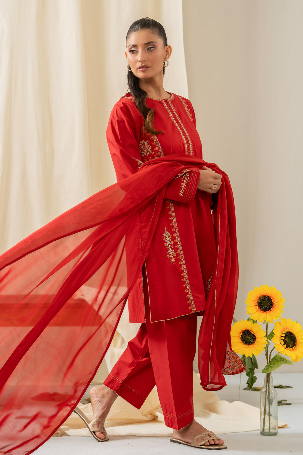 STITCHED EMBROIDERED CAMBRIC SUIT