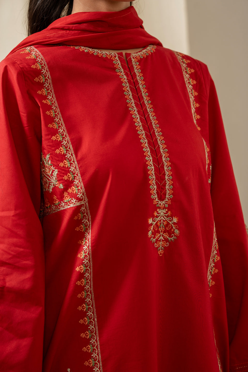 STITCHED EMBROIDERED CAMBRIC SUIT