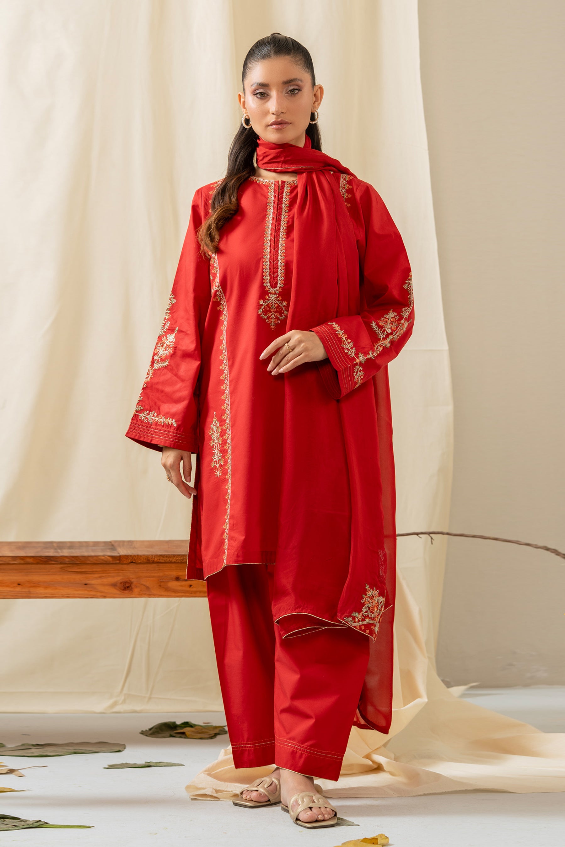 STITCHED EMBROIDERED CAMBRIC SUIT
