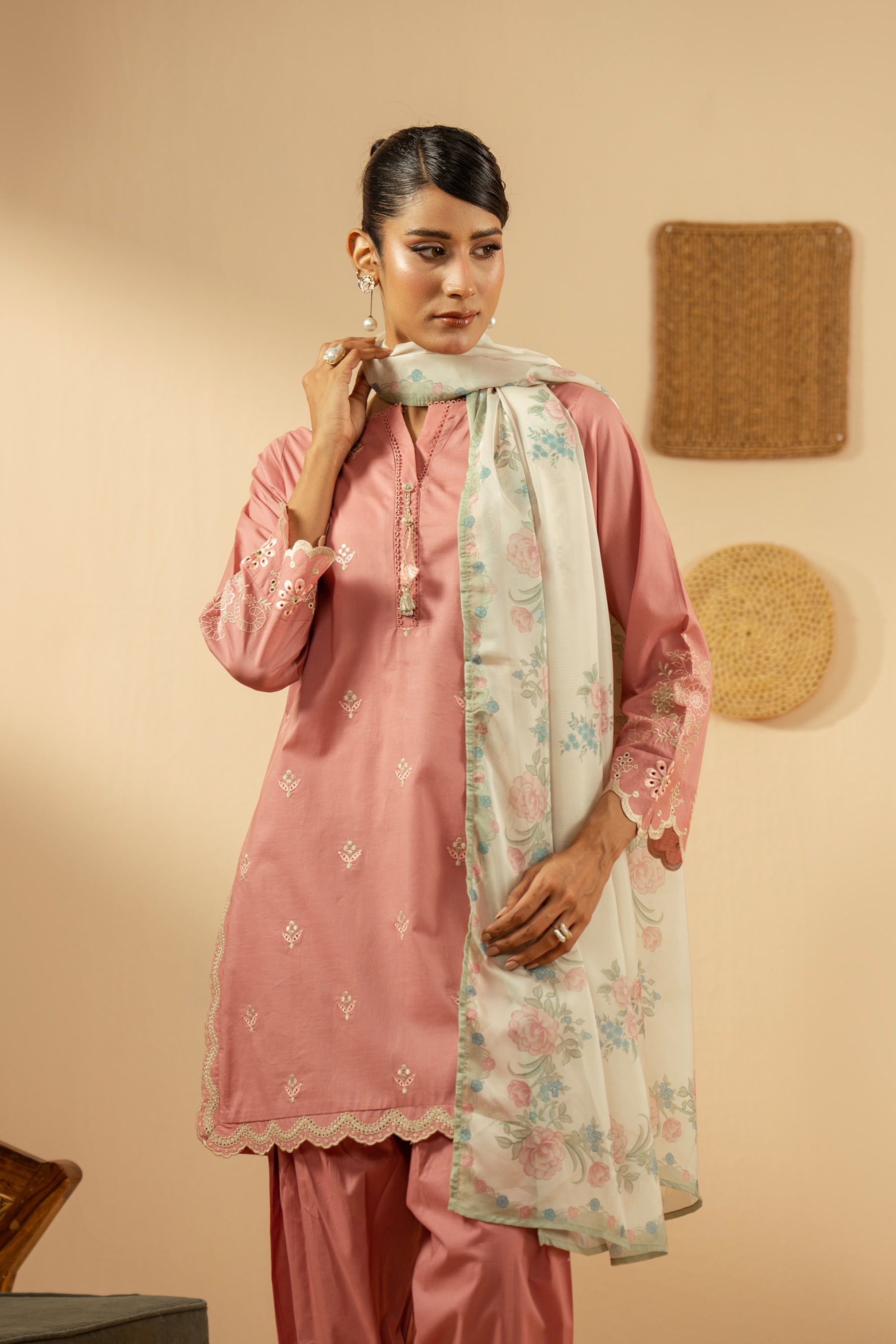 PRINTED SLUB LAWN STITCHED 3 PIECE SUIT