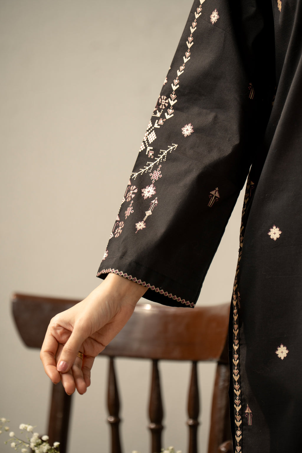 PRINTED SLUB LAWN STITCHED 3 PIECE SUIT