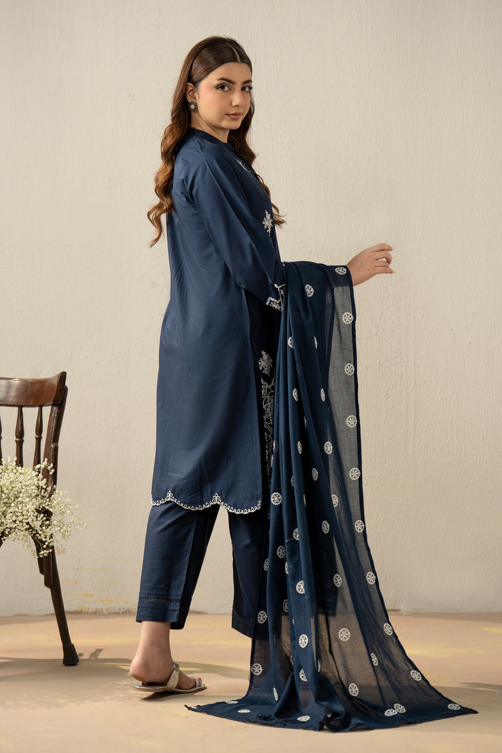 EMBROIDERED CHIKANKARI LAWN STITCHED 3 PIECE SUIT