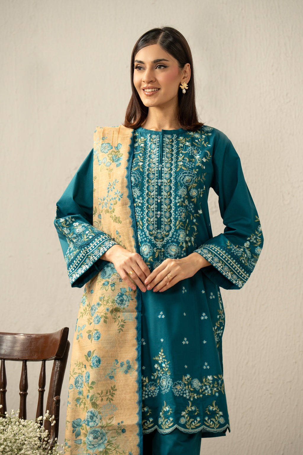 EMBROIDERED CAMBRIC STITCHED 3 PIECE SUIT