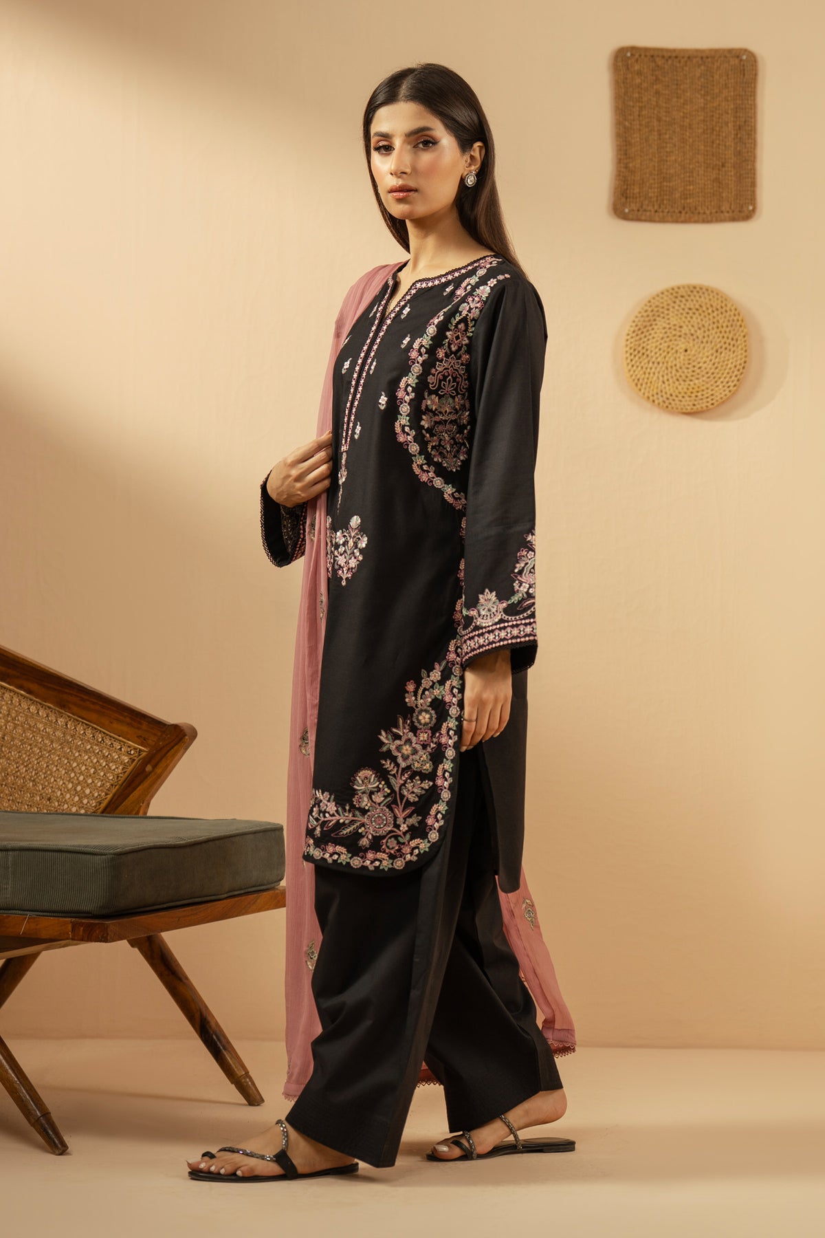 STITCHED 3 PIECE SUIT