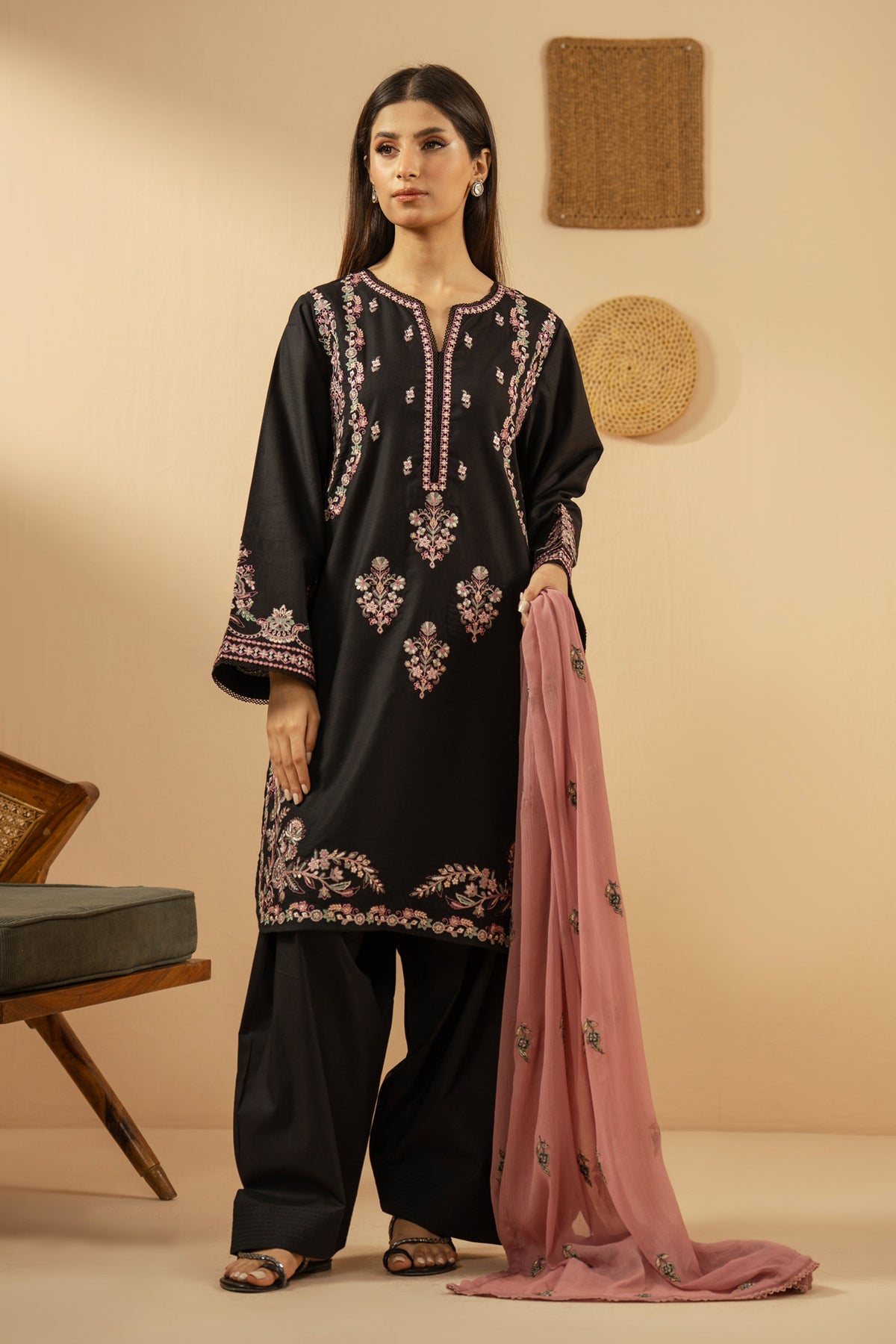 STITCHED 3 PIECE SUIT