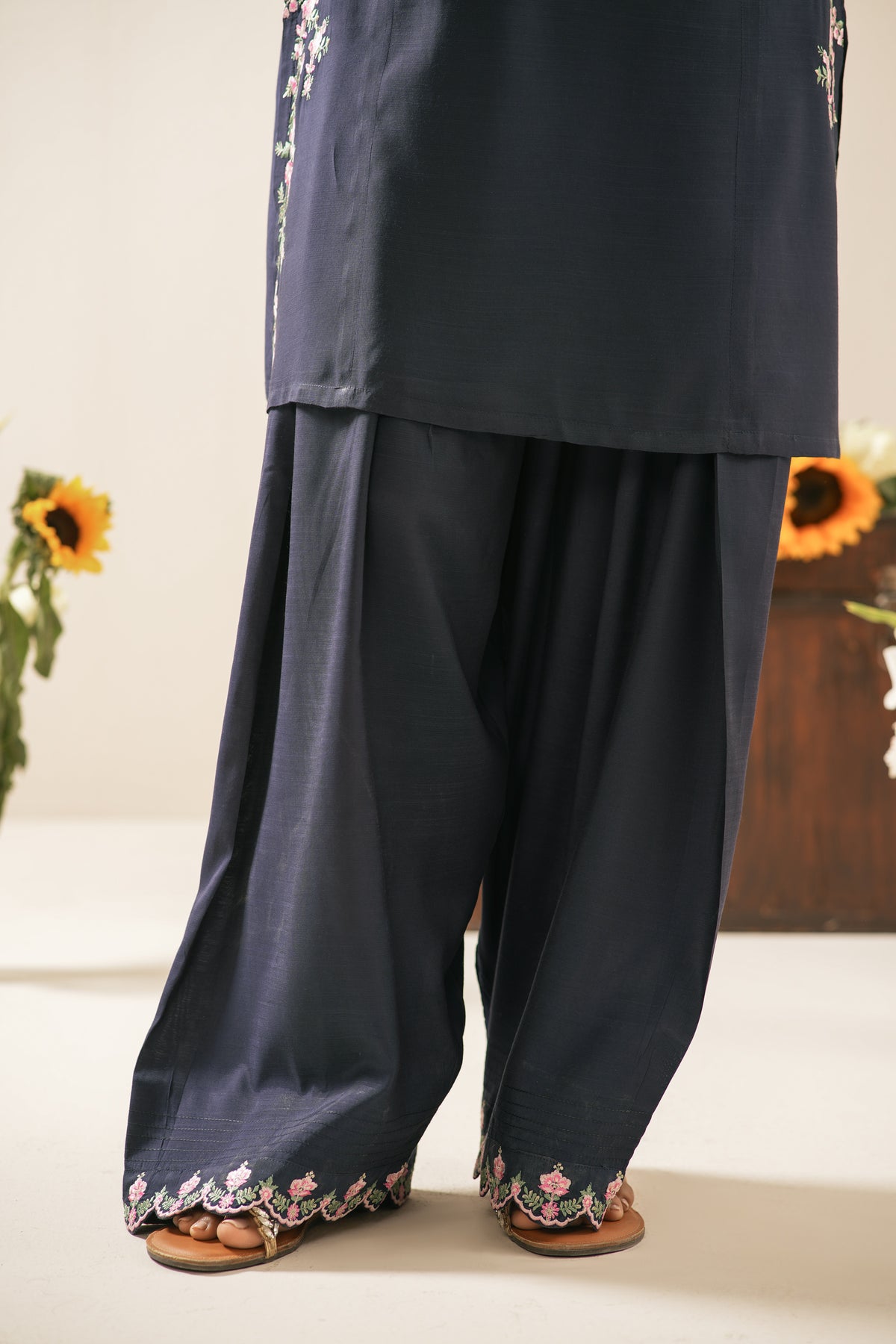 EMBROIDERED RAW SILK STITCHED 3 PIECE SUIT