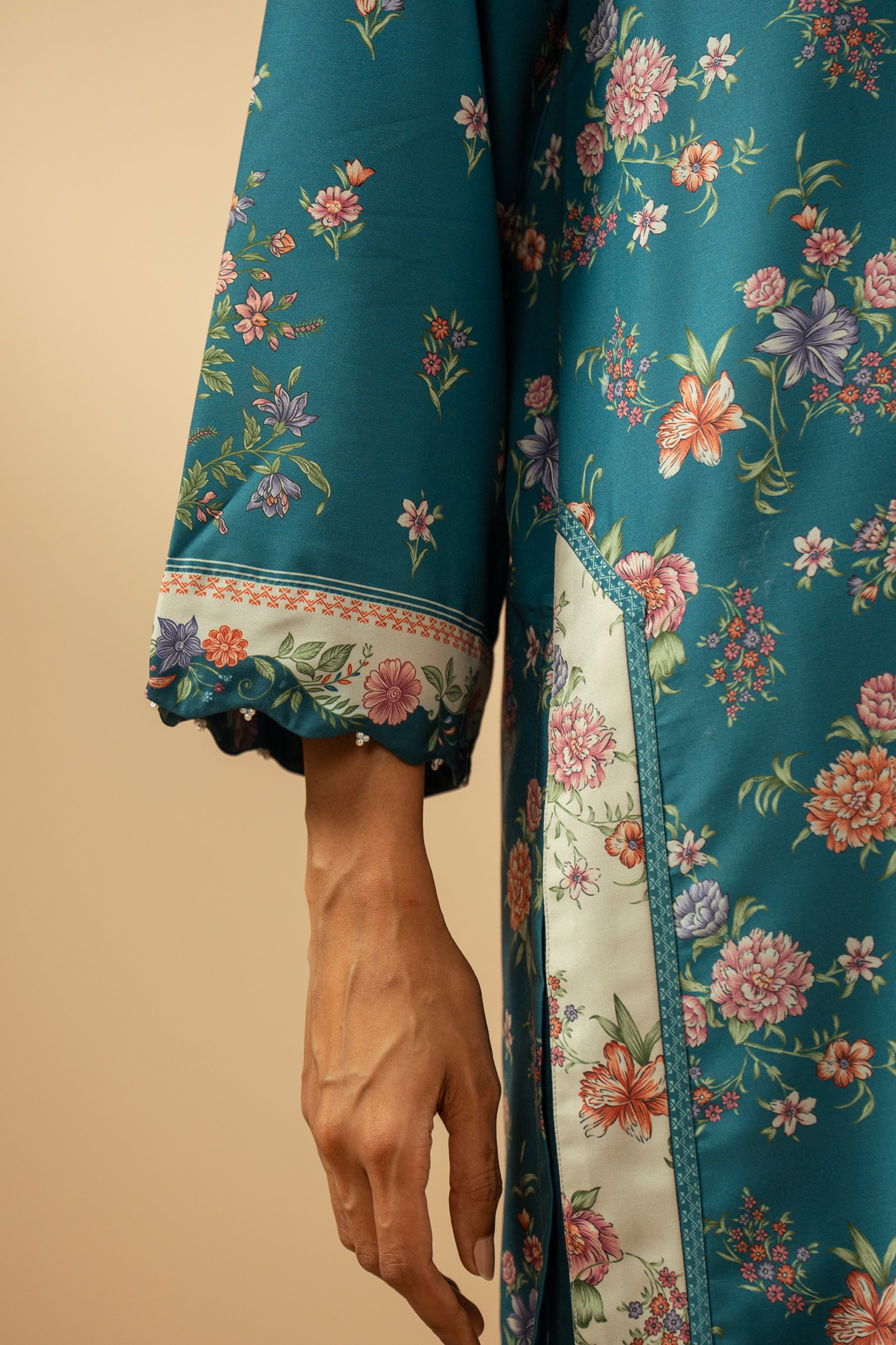 PRINTED POLY CAMBRIC STITCHED 3 PIECE SUIT