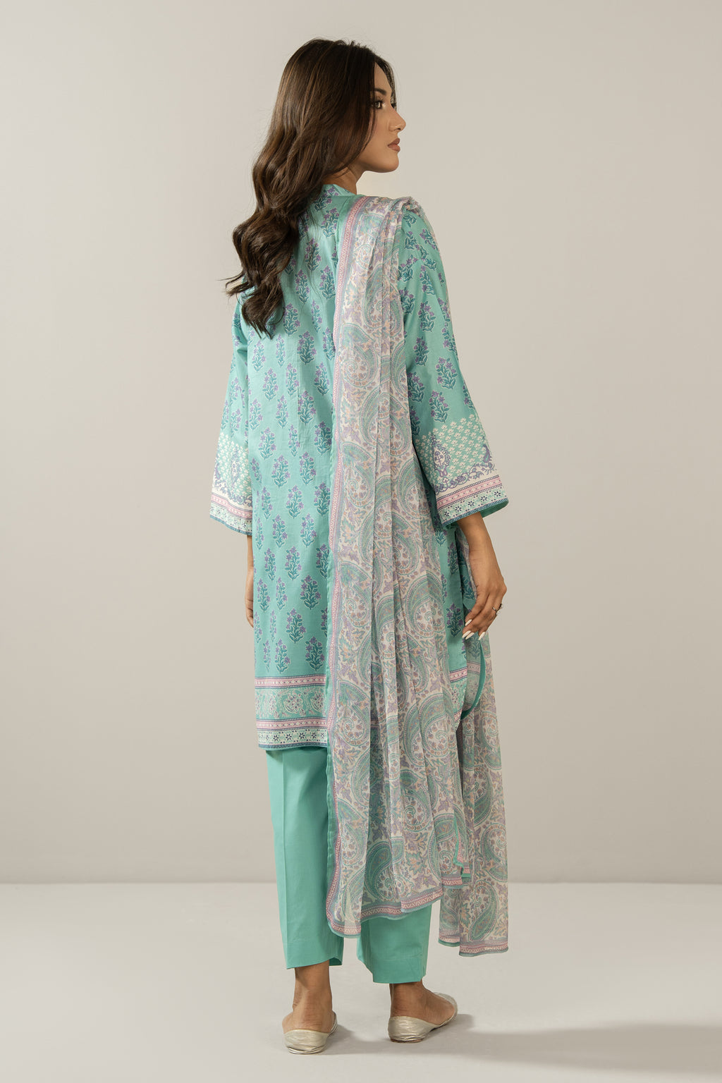 PRINTED LAWN STITCHED 3 PIECE SUIT