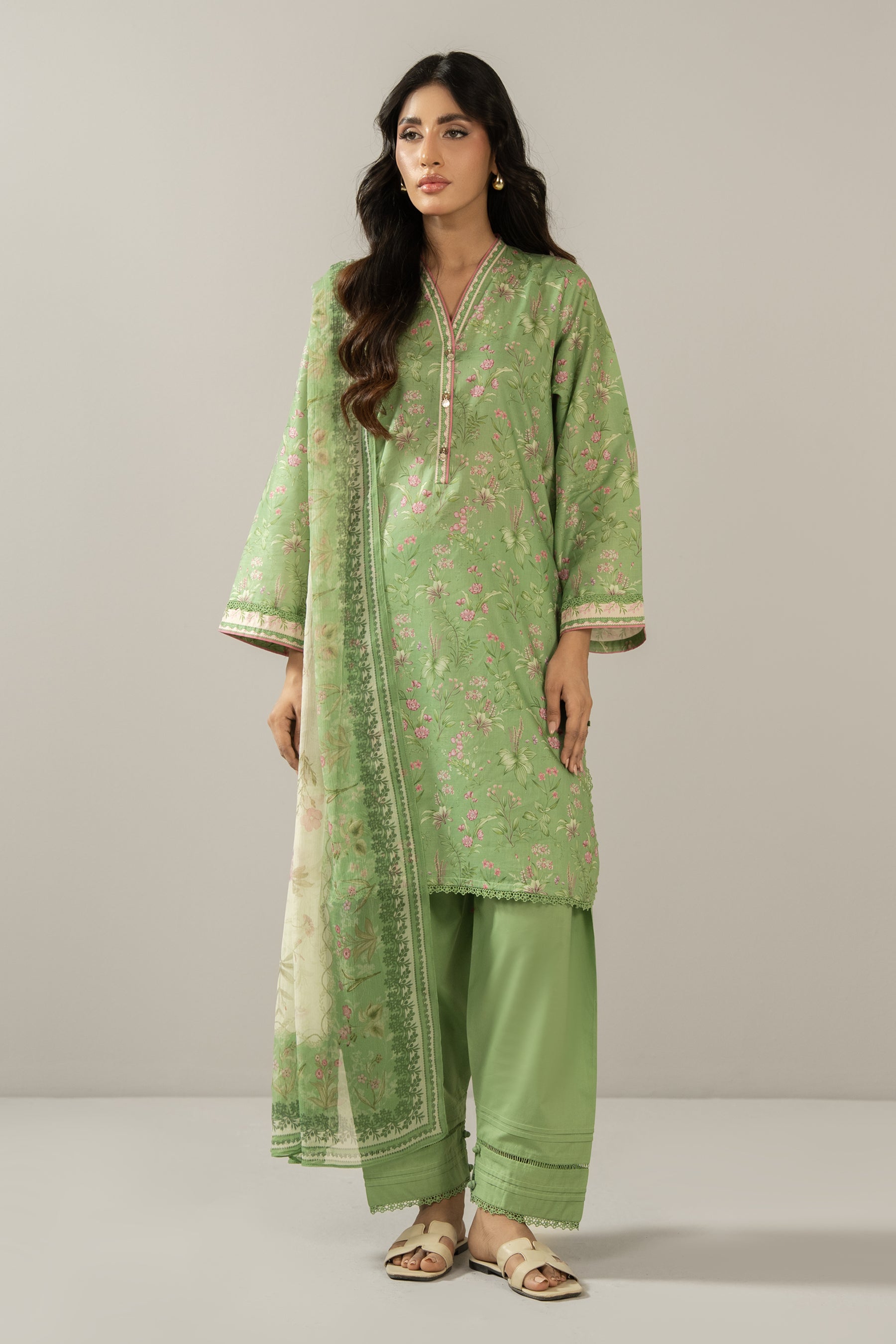 PRINTED LAWN STITCHED 3 PIECE SUIT