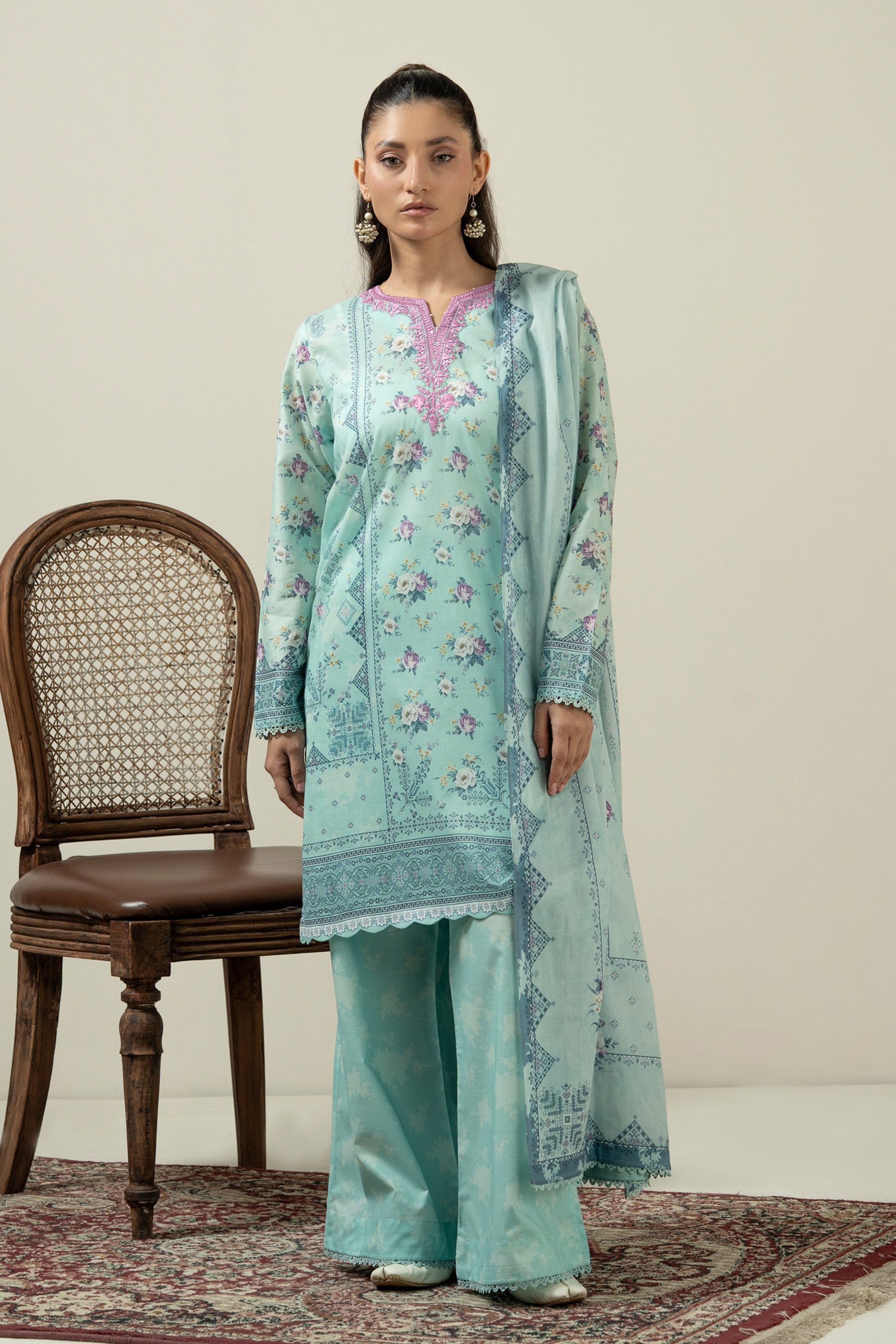 PRINTED LAWN STITCHED 3 PIECE SUIT