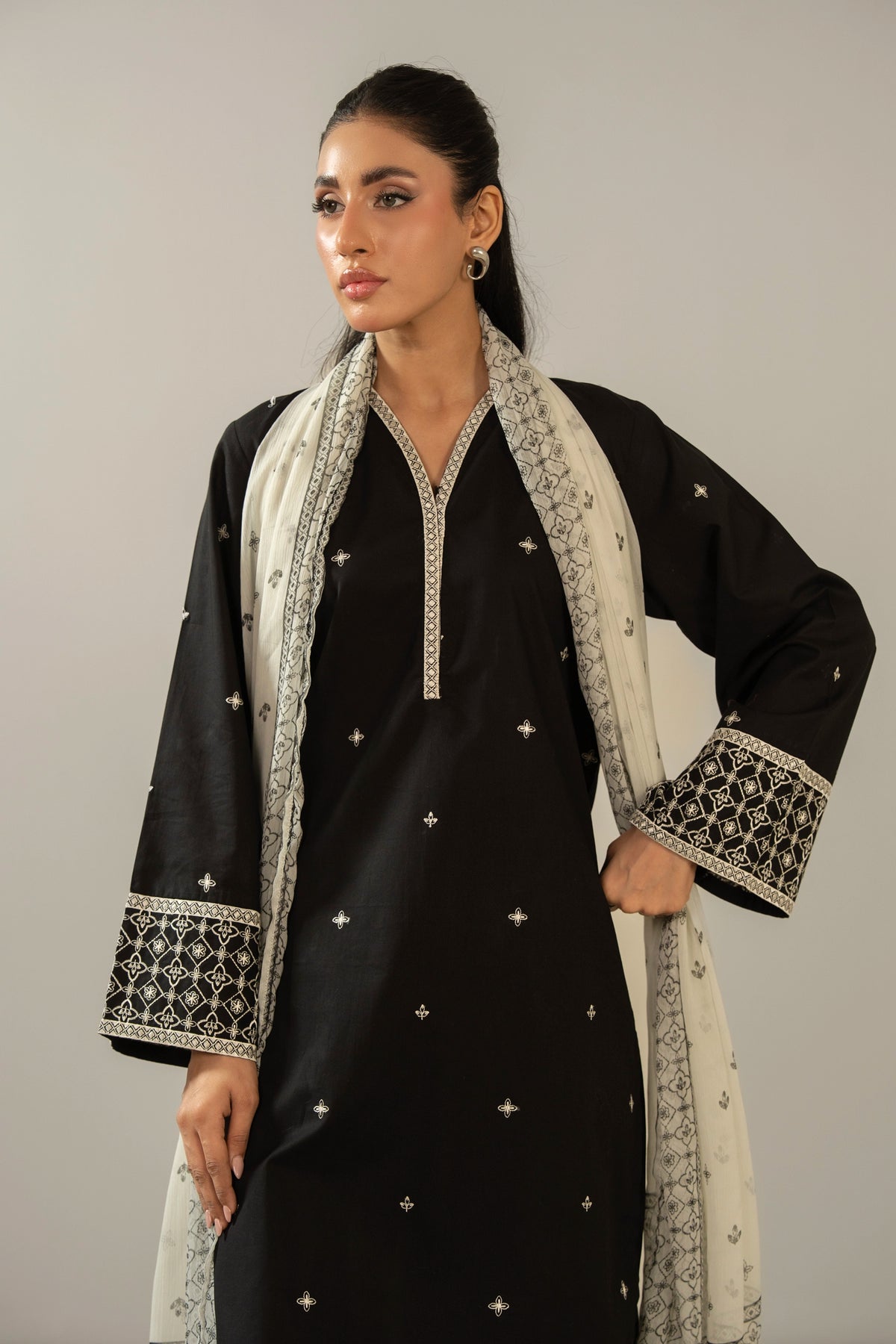 STITCHED 3 PIECE SUIT