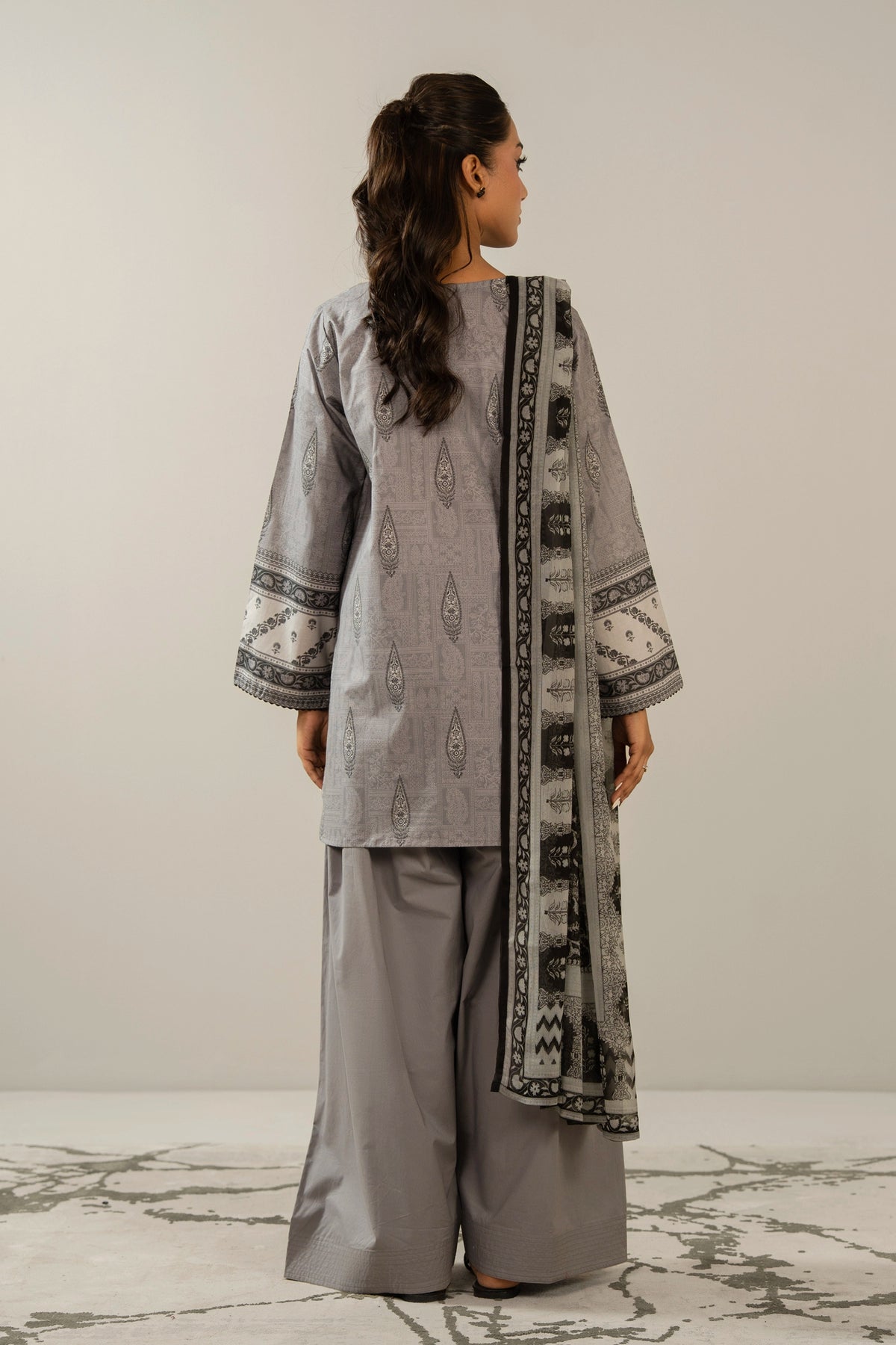 STITCHED 3 PIECE SUIT