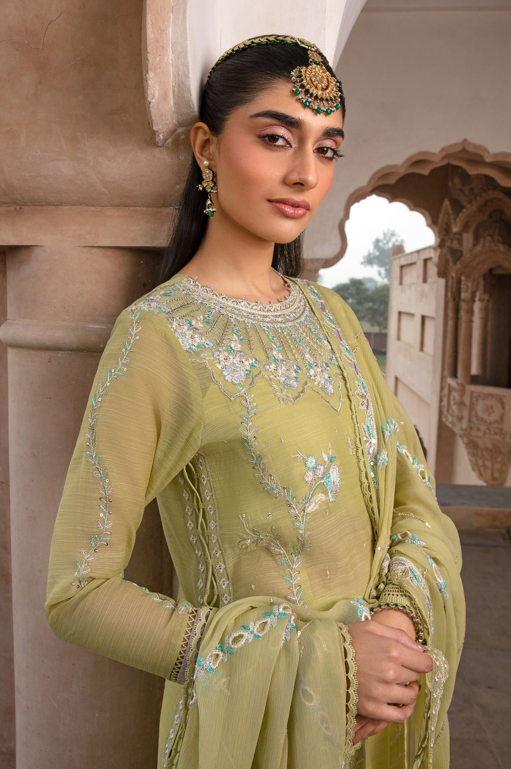 EMBROIDERED SUIT