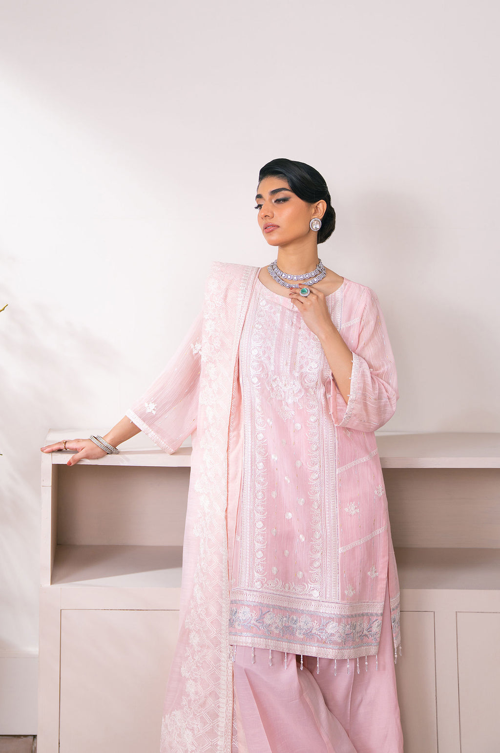UNSTITCHED EMBROIDERED SUIT