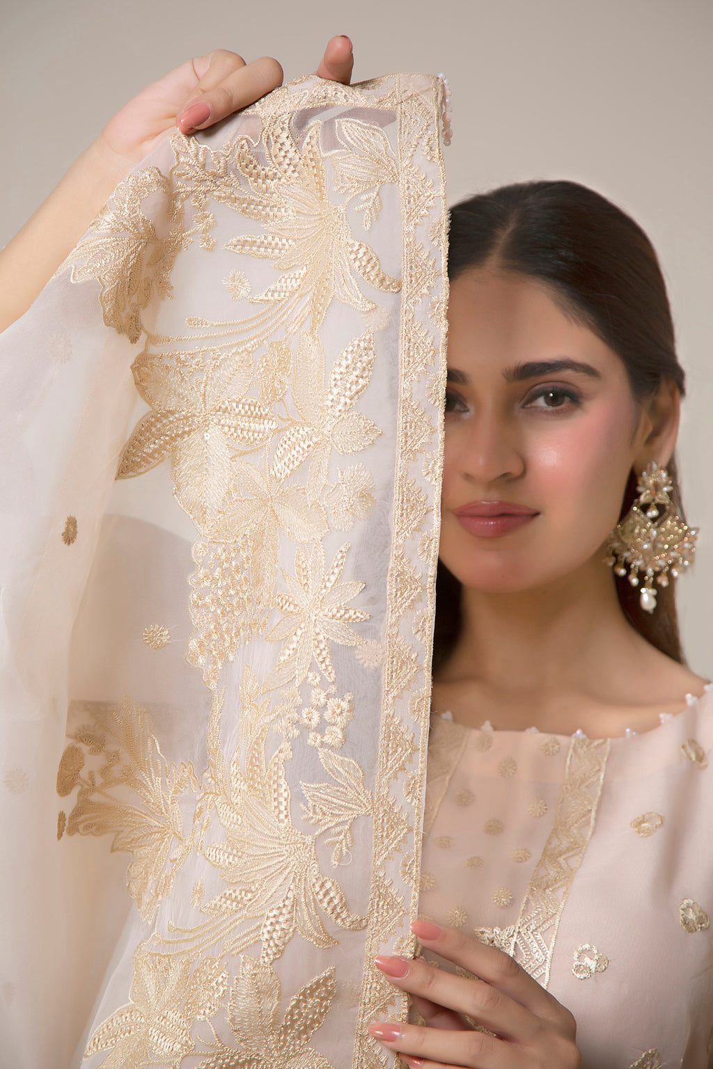 EMBROIDERED ORGANZA STITCHED 3 PIECE SUIT