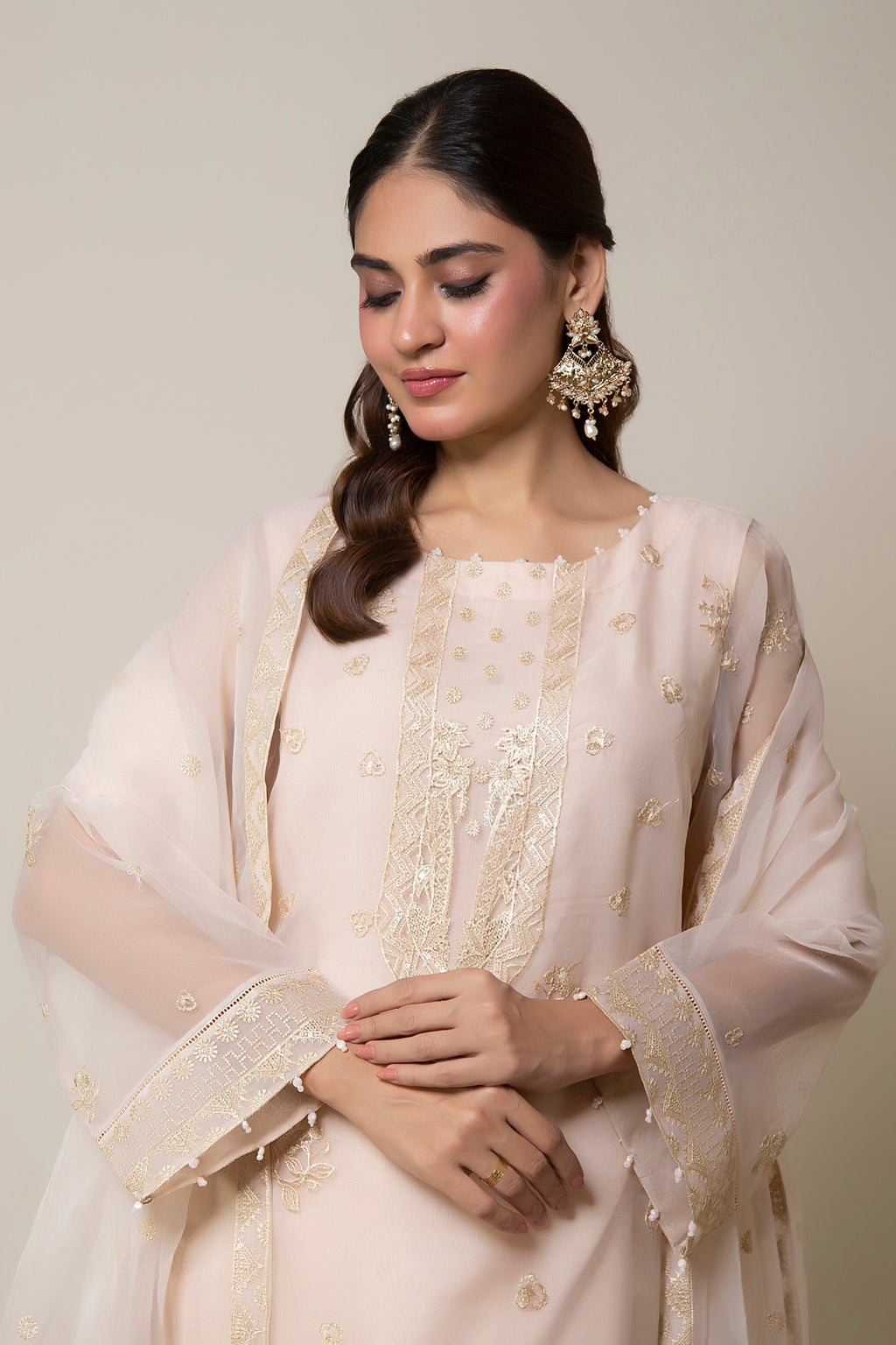 EMBROIDERED ORGANZA STITCHED 3 PIECE SUIT