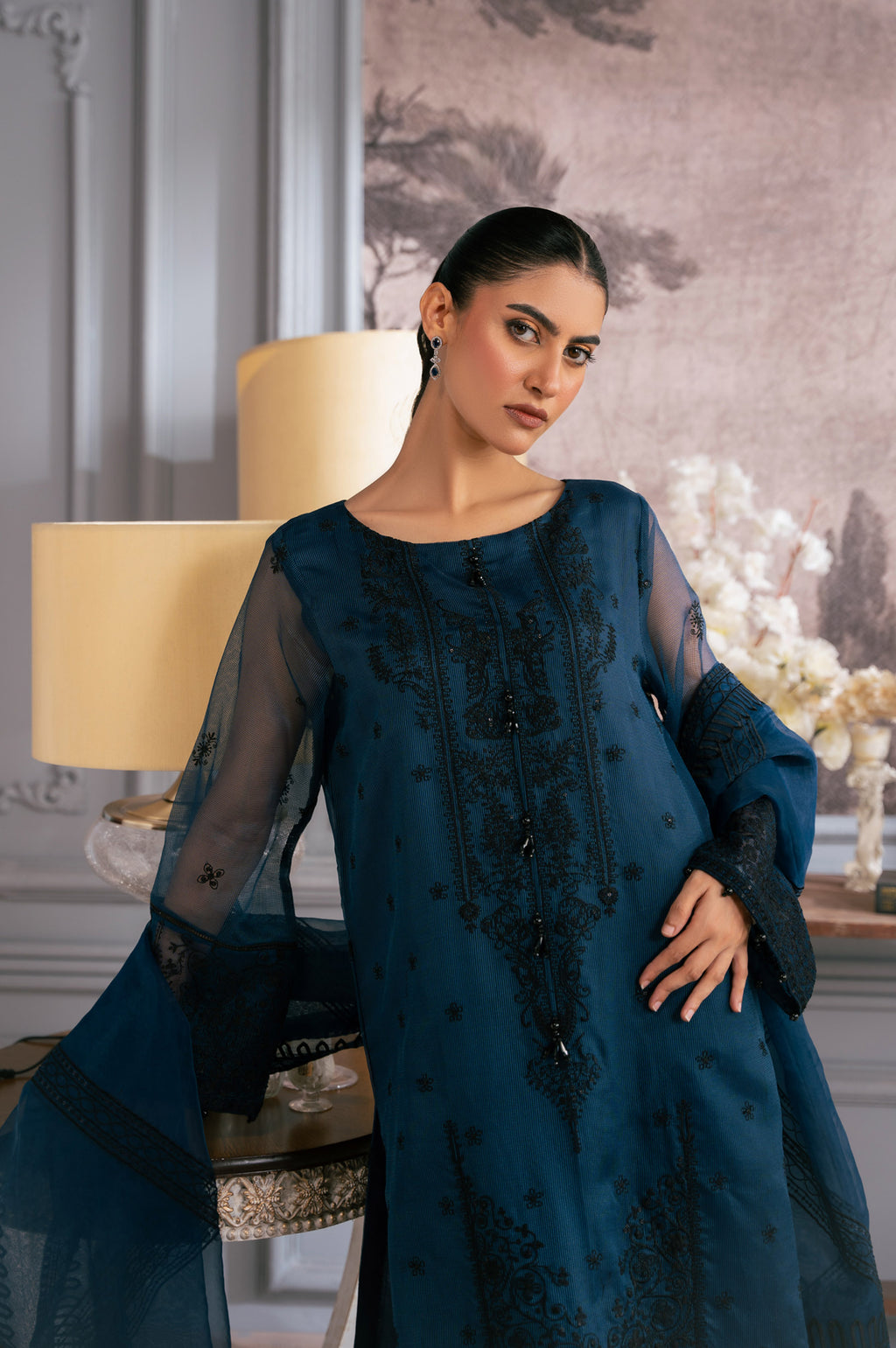 UNSTITCHED EMBROIDERED SUIT