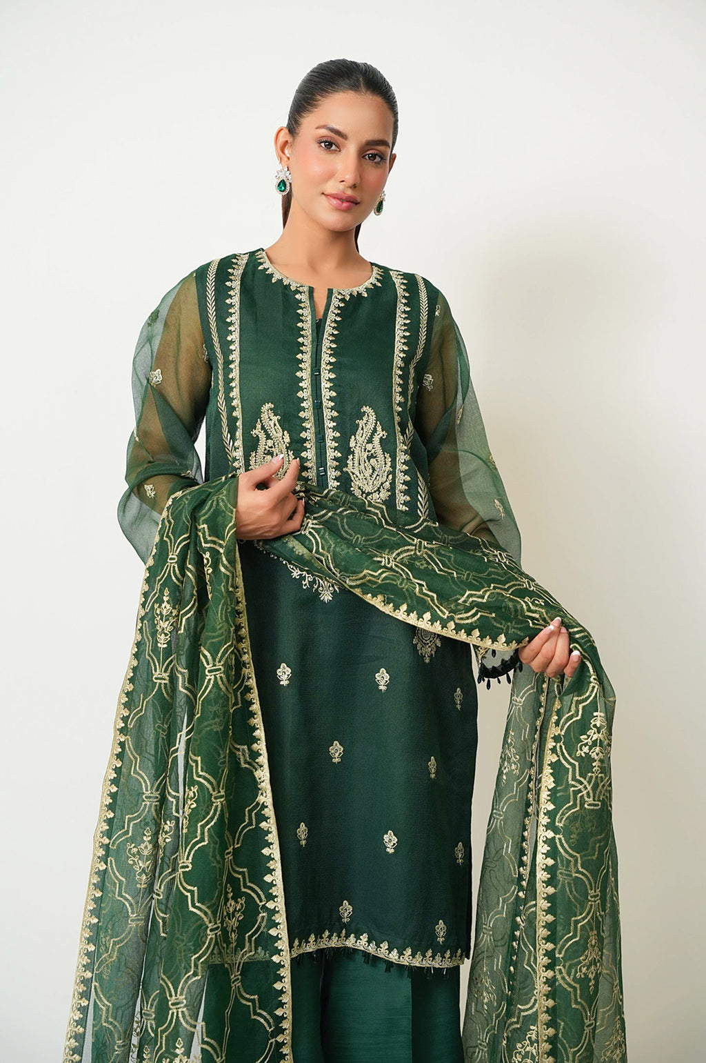 UNSTITCHED EMBROIDERED SUIT