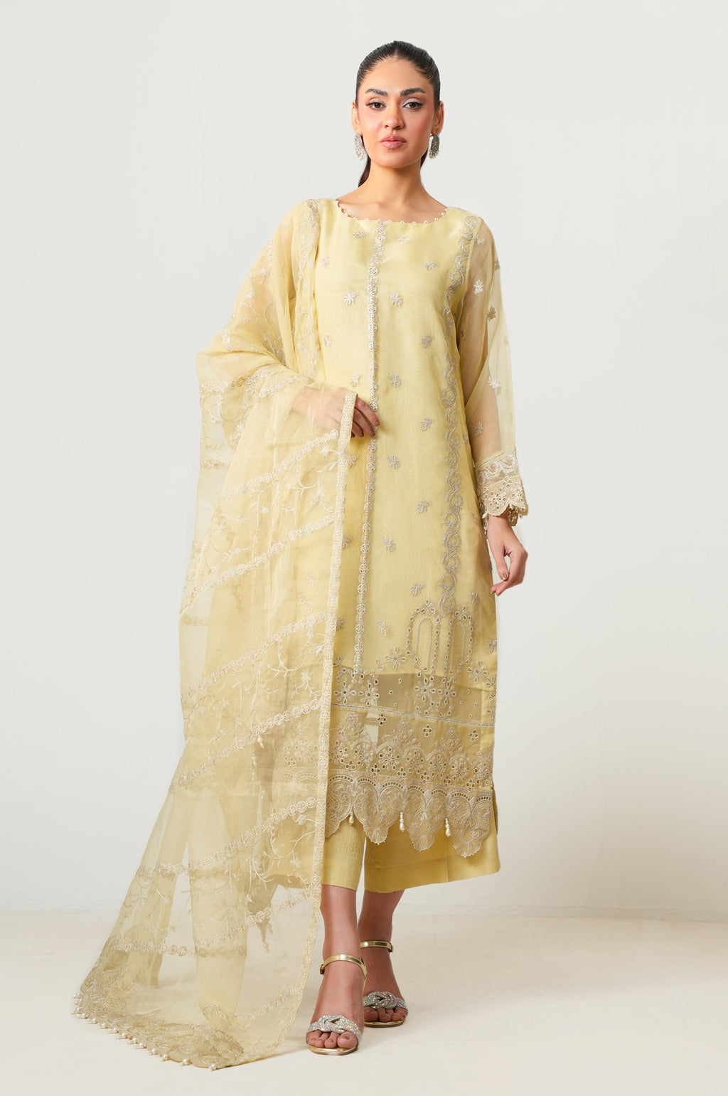 UNSTITCHED EMBROIDERED SUIT