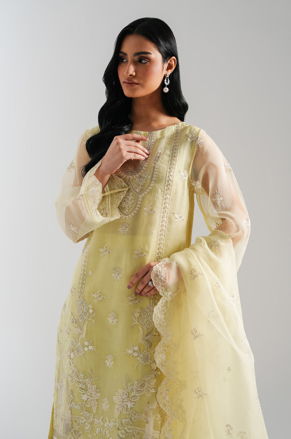 UNSTITCHED EMBROIDERED SUIT