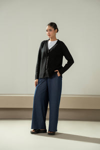 STYLIZED TRADITIONAL BUTTON DOWN