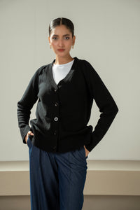 STYLIZED TRADITIONAL BUTTON DOWN