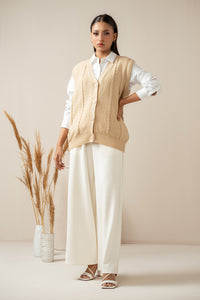 STYLIZED TRADITIONAL BUTTON DOWN