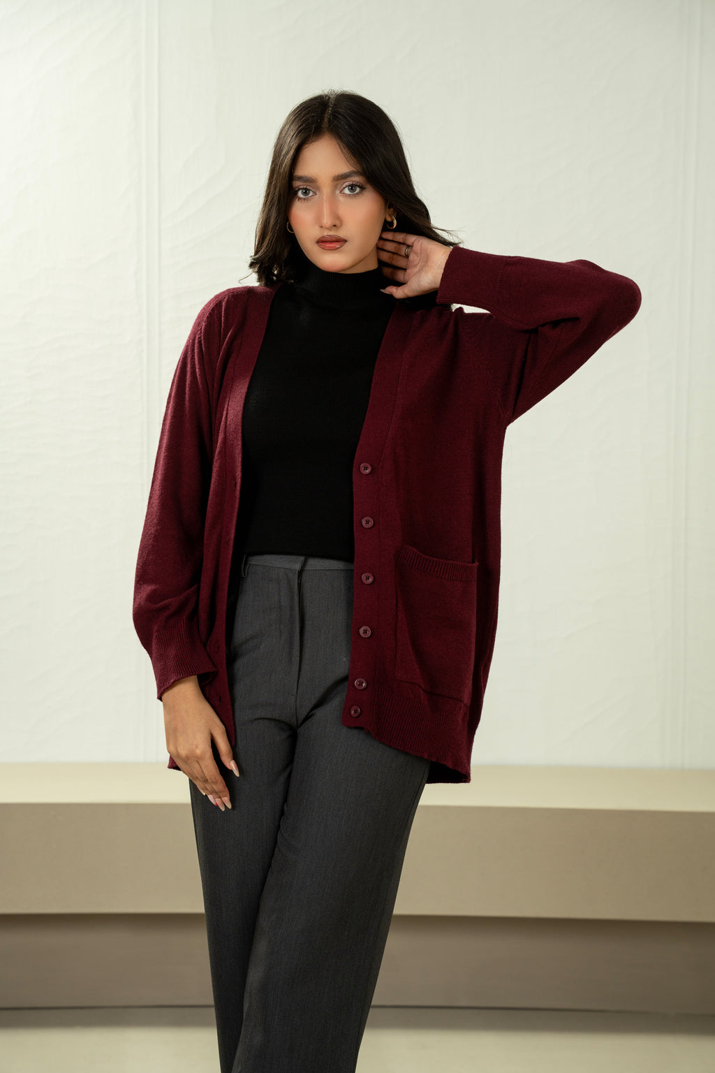 STYLIZED TRADITIONAL BUTTON DOWN