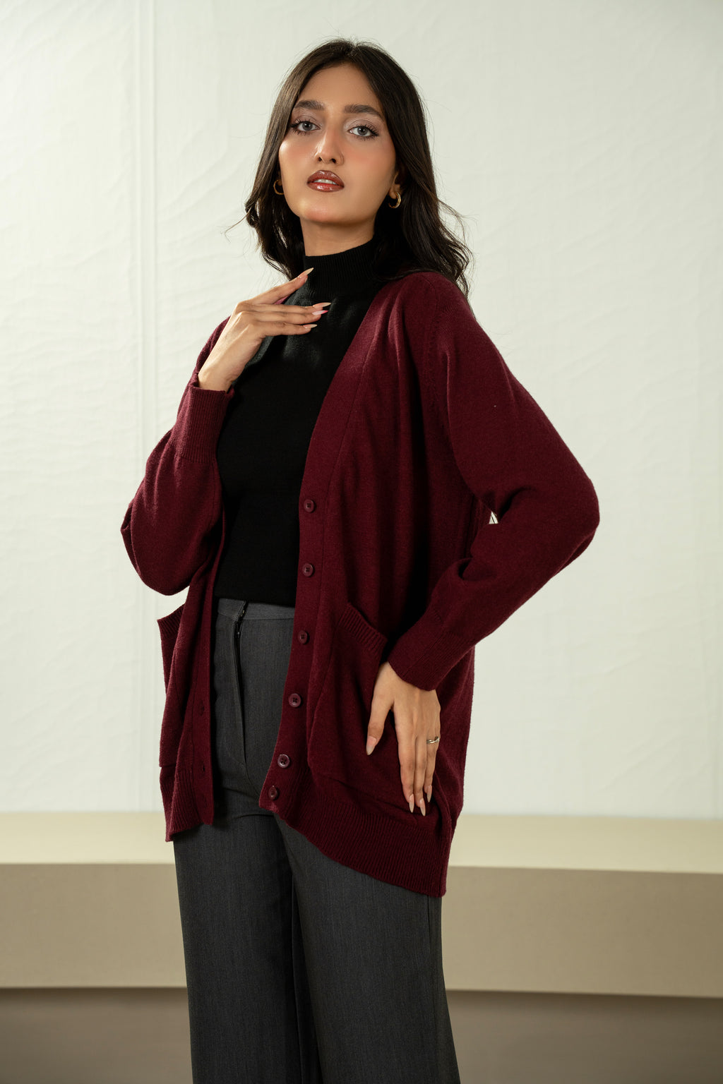 STYLIZED TRADITIONAL BUTTON DOWN