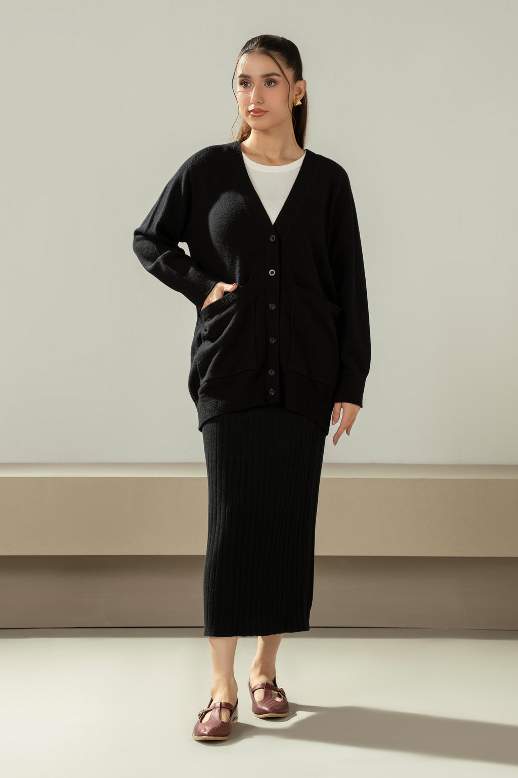 STYLIZED TRADITIONAL BUTTON DOWN