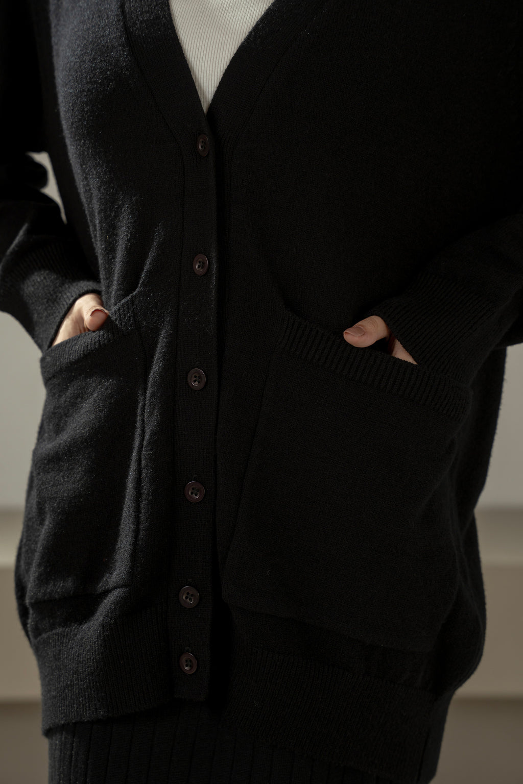 STYLIZED TRADITIONAL BUTTON DOWN