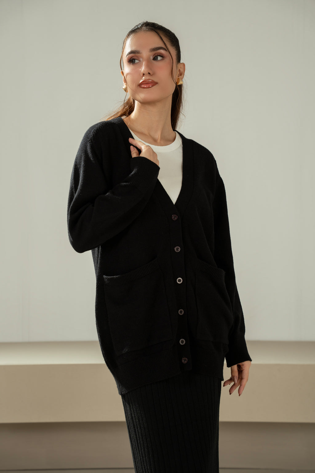 STYLIZED TRADITIONAL BUTTON DOWN