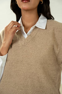 STYLIZED PULLOVER SWEATER