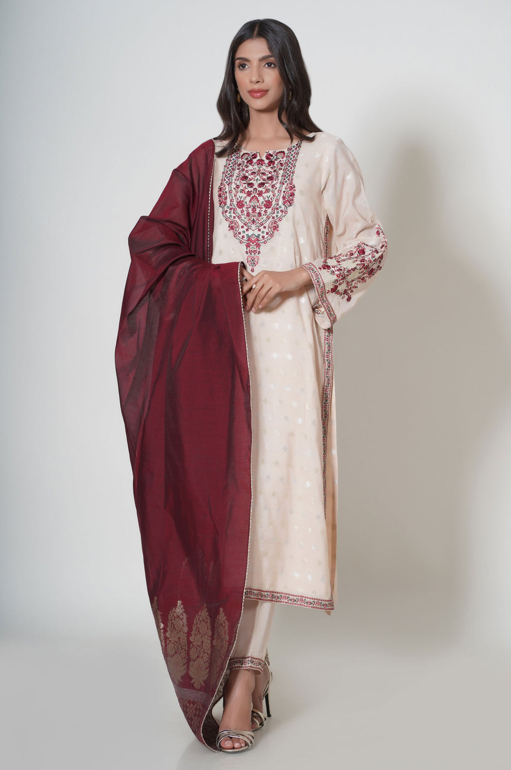 Unstitched 3 Piece Embroidered Zari Jacquard Suit