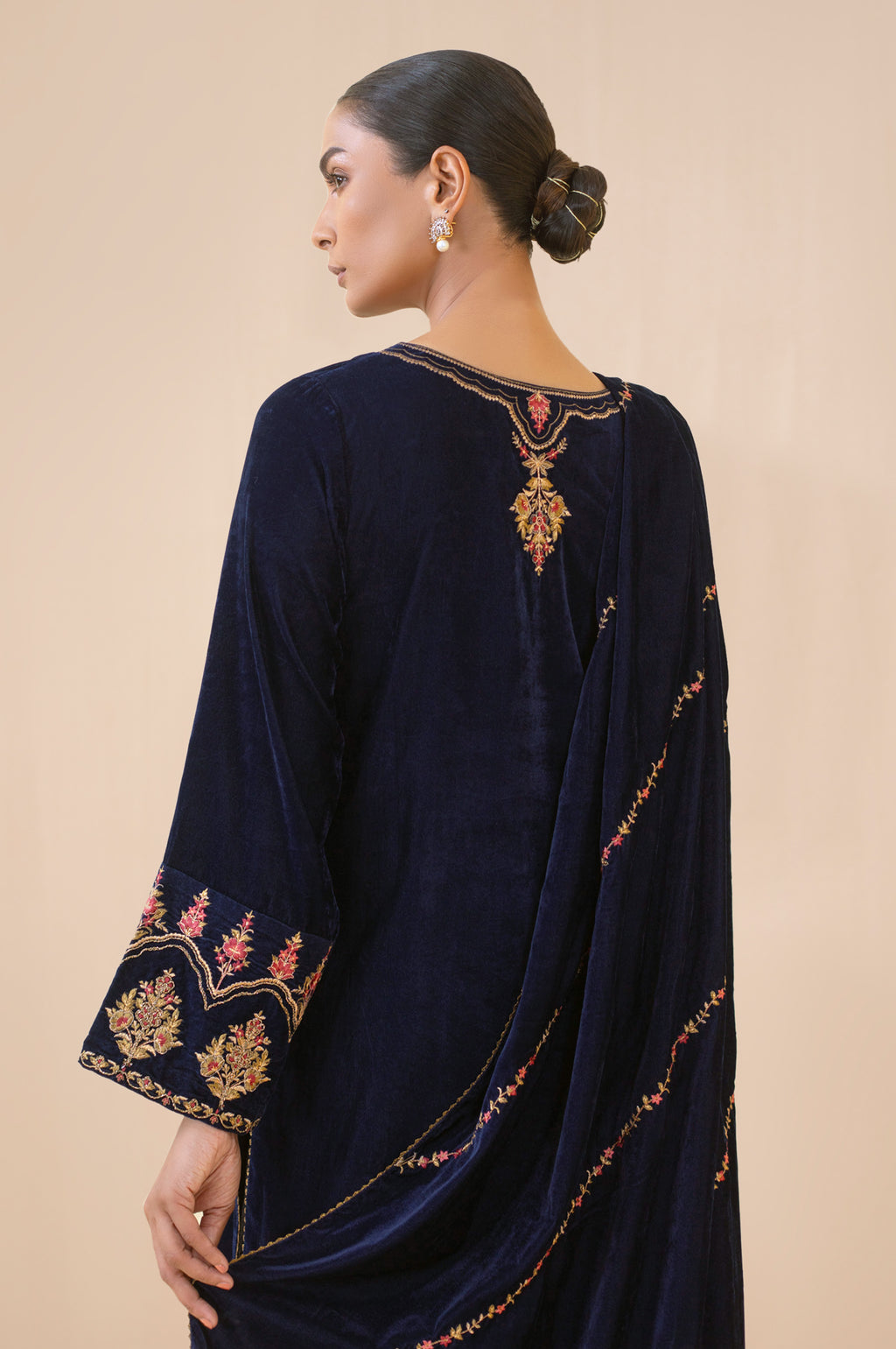 EMBROIDERED VELVET SUIT