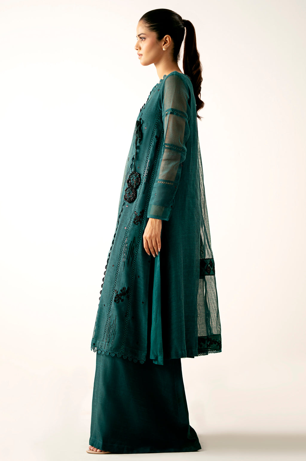 Unstitched 3 Piece Embroidered Khaddi Net Suit