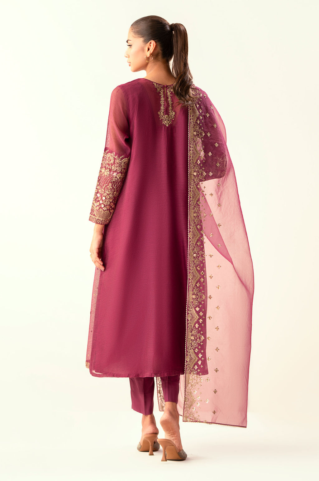 Unstitched 3 Piece Embroidered Khaddi Net Suit