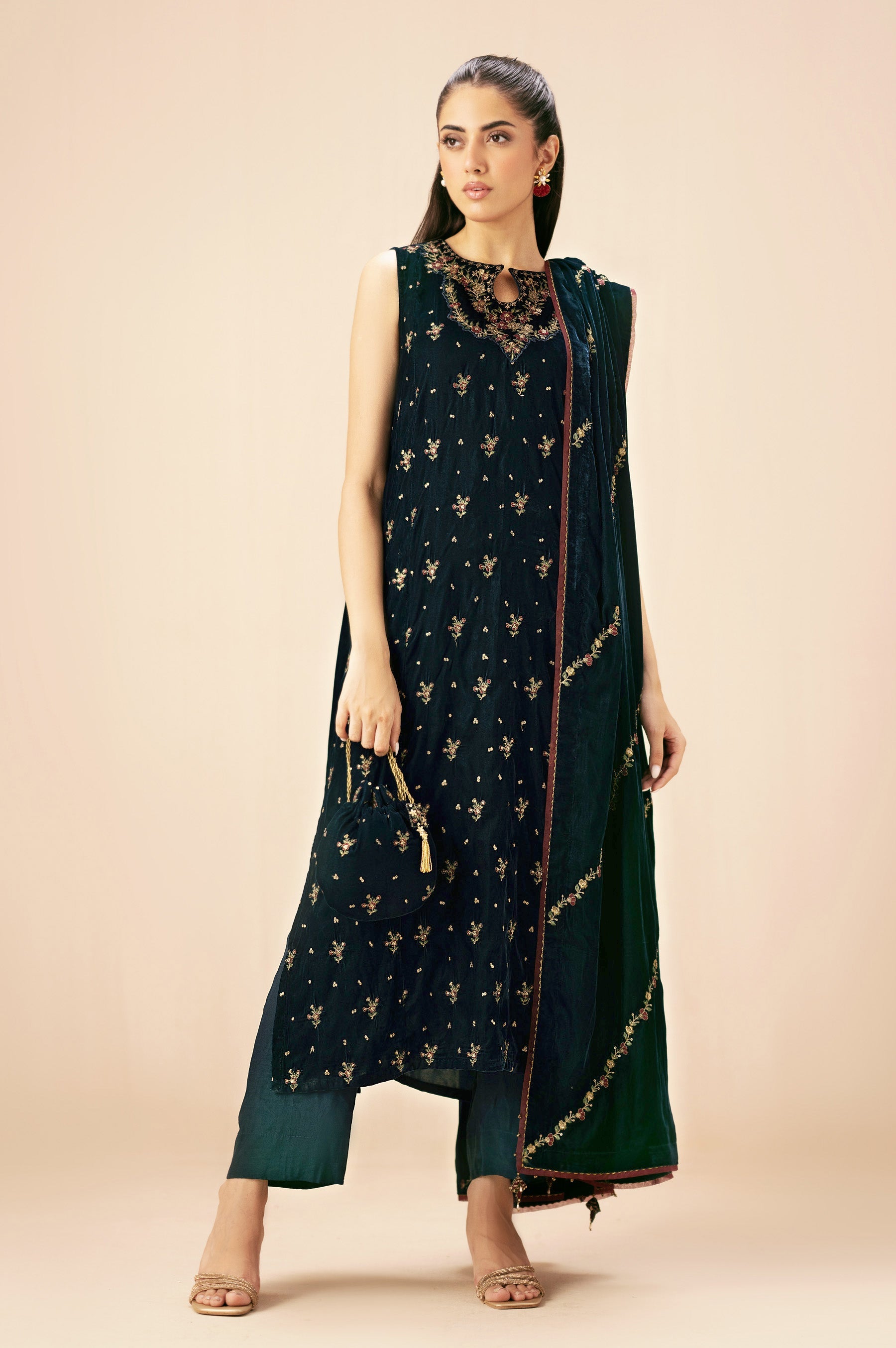 EMBROIDERED SUIT
