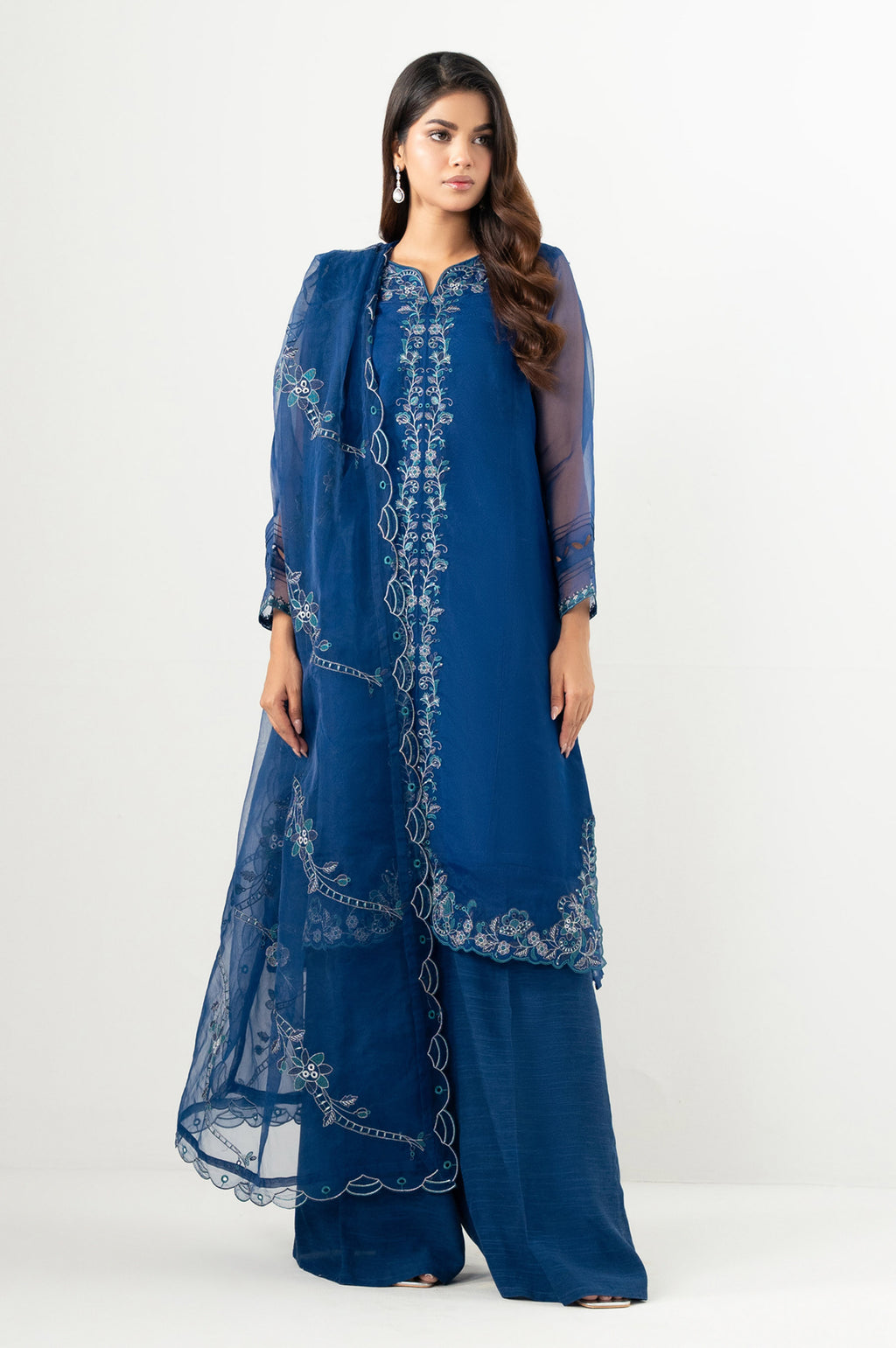 UNSTITCHED EMBROIDERED SUIT