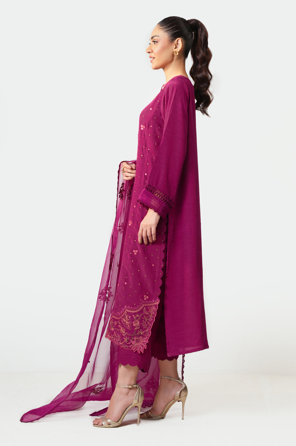 UNSTITCHED EMBROIDERED SUIT