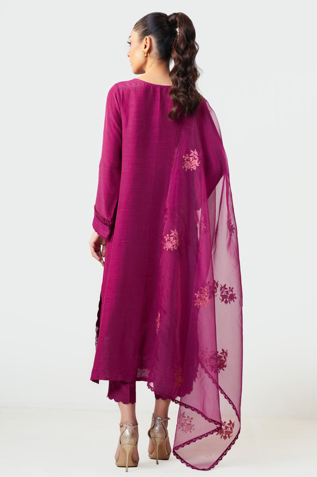 UNSTITCHED EMBROIDERED SUIT