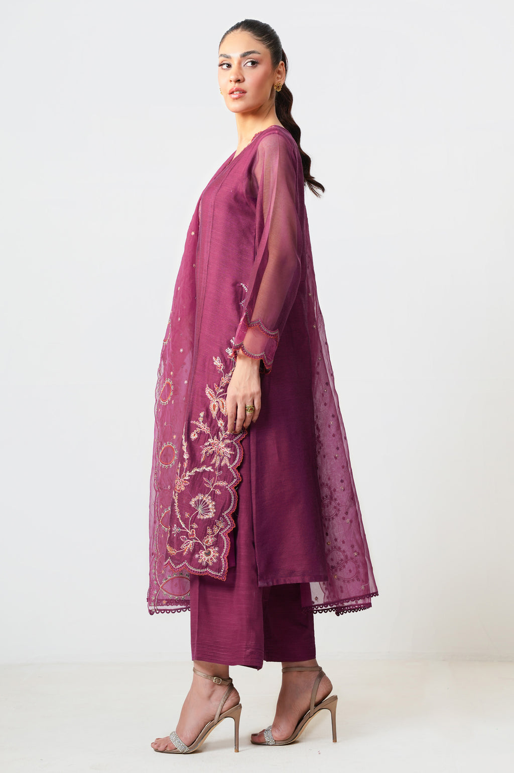 UNSTITCHED EMBROIDERED SUIT